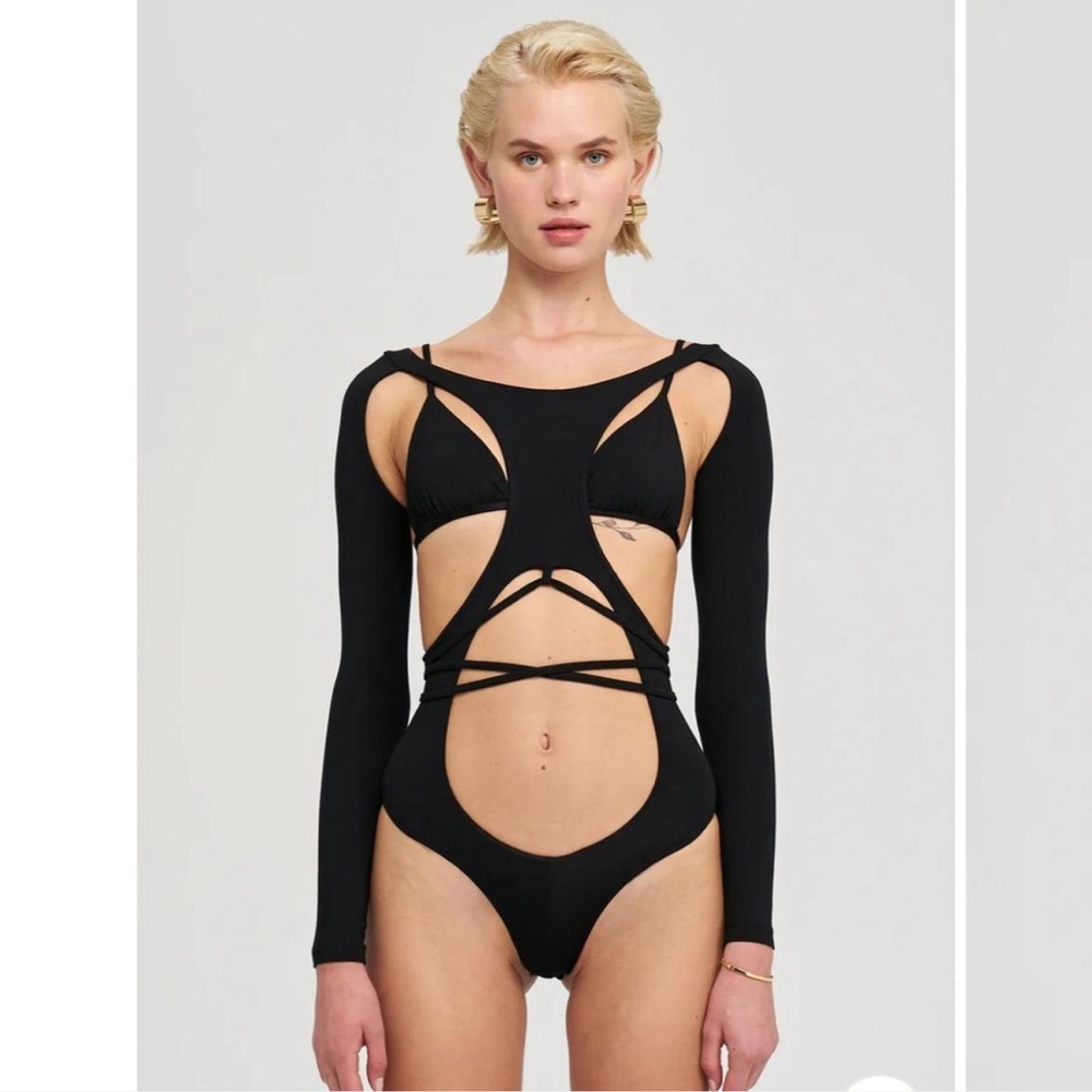 IAMNOTBASIC Margot Body Suit in Black